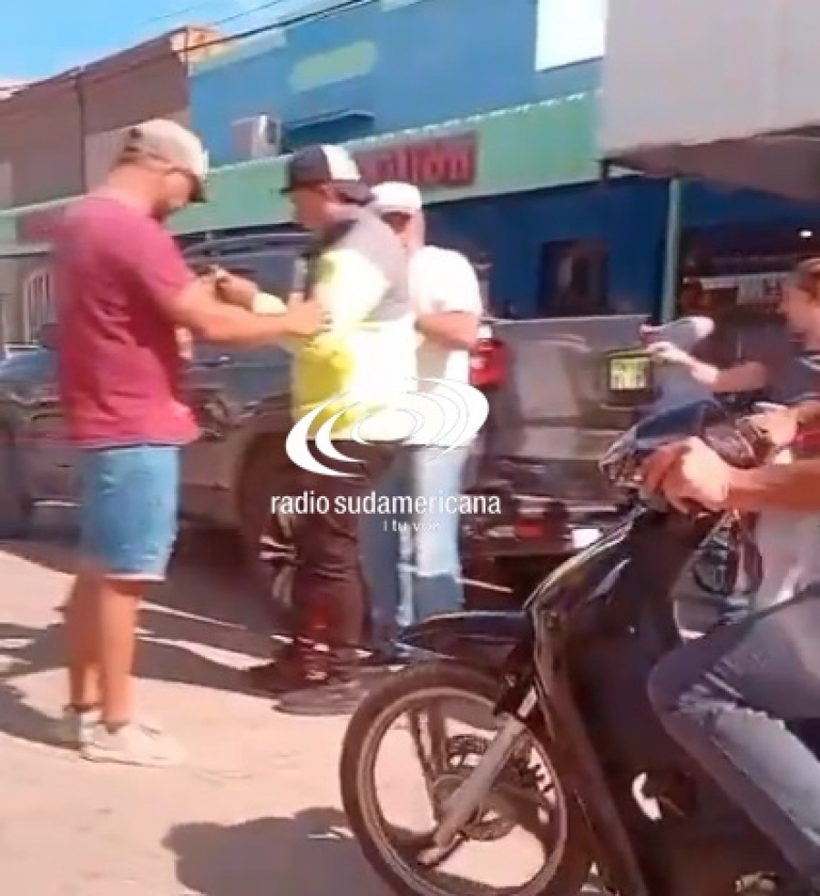 CHACO: MOTOCICLISTA LE DISPARÓ A UN INSPECTOR DE TRÁNSITO EN PLENA CALLE