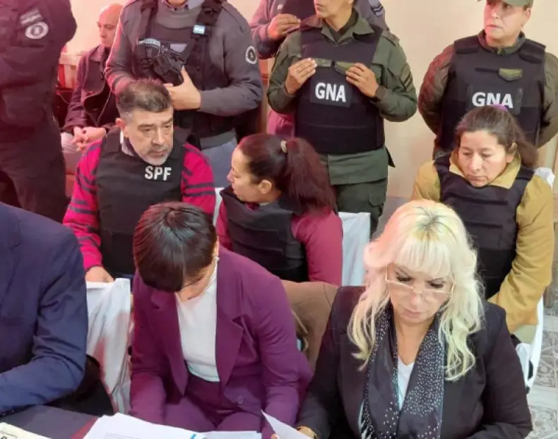 A LA ESPERA DE LAS DECLARACIONES QUE REVELEN QUÉ PASÓ CON LOAN