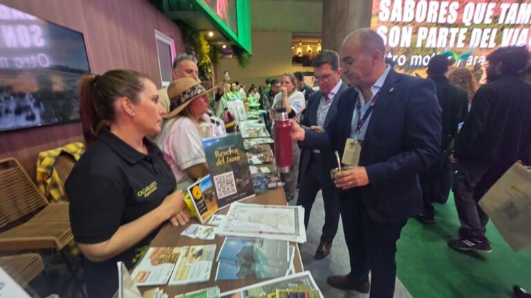 CORRIENTES PROMOVIÓ SUS DESTINOS Y CONSOLIDÓ VÍNCULOS CON MUNICIPIOS Y PRESTADORES